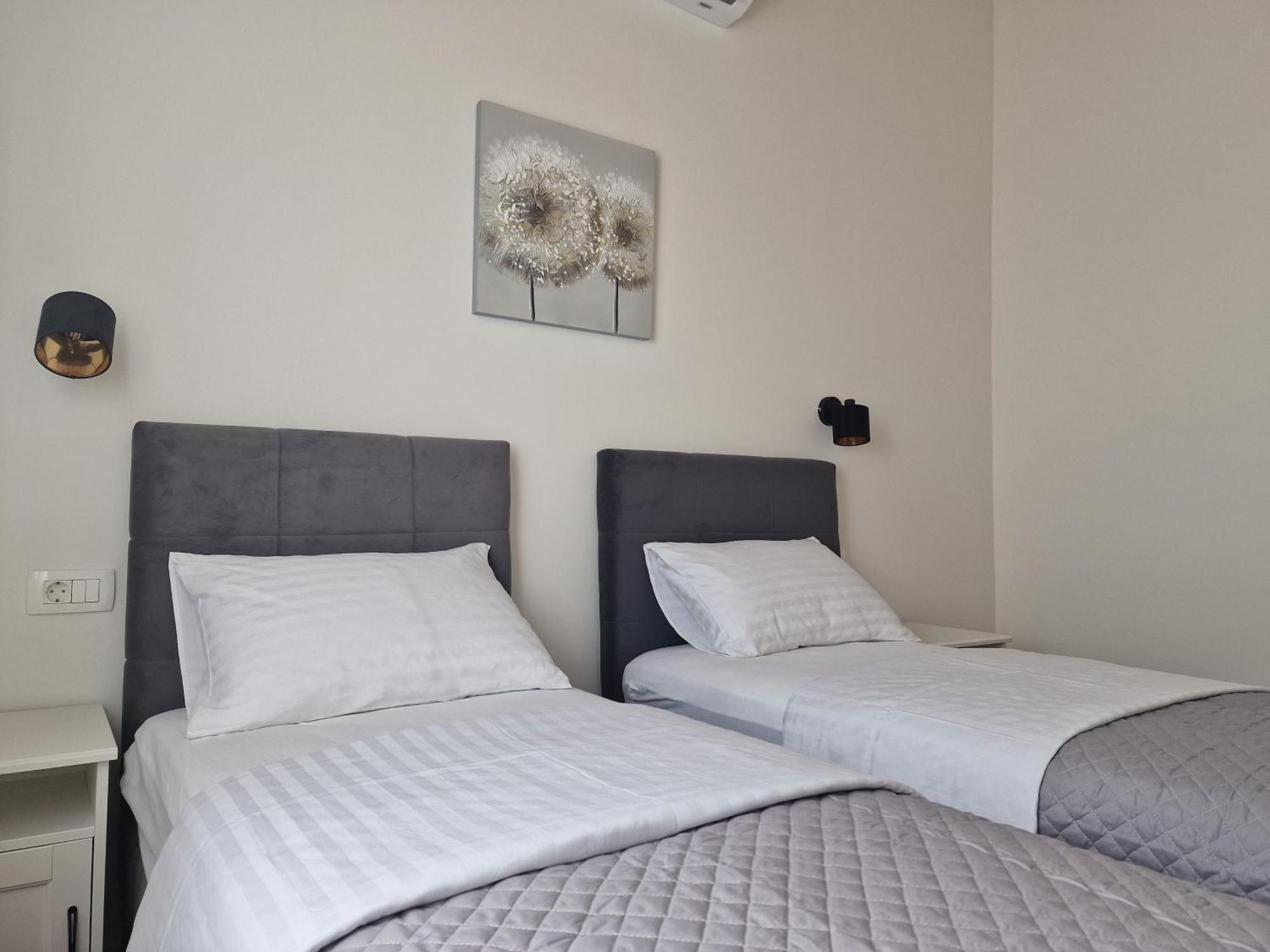 Apartments Miamare Примоштен Экстерьер фото